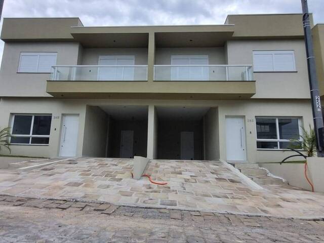 Sobrado para Venda em Caxias do Sul - 3