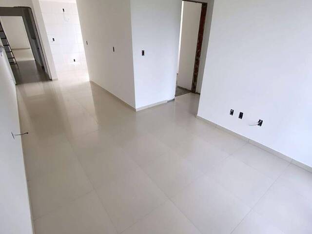 Apartamento para Venda em Caxias do Sul - 2
