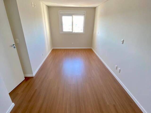 Apartamento para Venda em Caxias do Sul - 2
