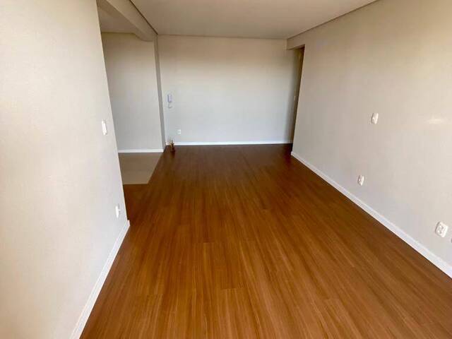 Apartamento para Venda em Caxias do Sul - 3