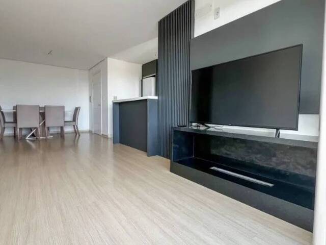 Apartamento para Venda em Caxias do Sul - 2