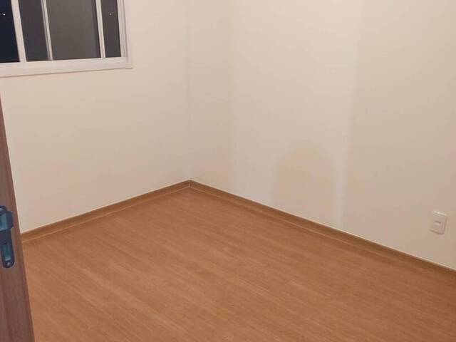 Apartamento para Venda em Caxias do Sul - 4