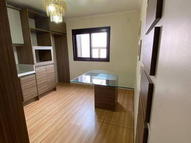 Sobrado para Venda em Caxias do Sul - 3