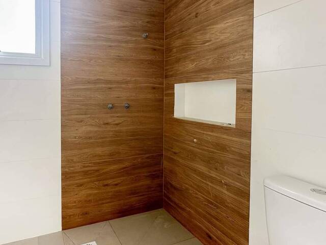 Sobrado para Venda em Caxias do Sul - 5