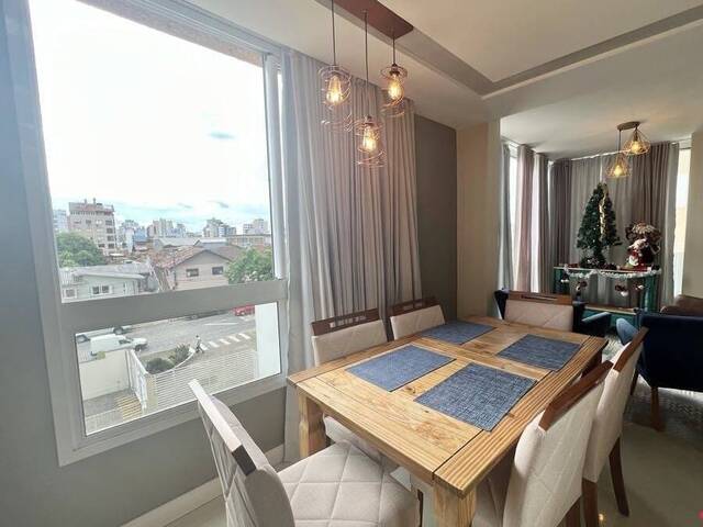 Apartamento para Venda em Caxias do Sul - 2