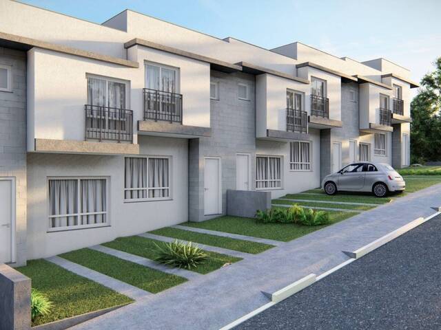 Casa para Venda em Caxias do Sul - 2