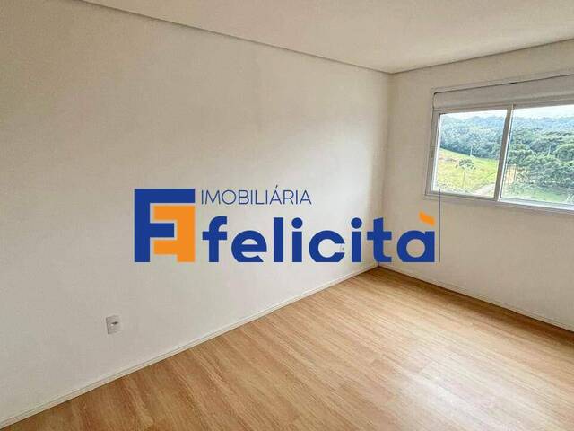 Apartamento para Venda em Caxias do Sul - 4