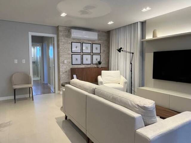 Apartamento para Venda em Caxias do Sul - 3