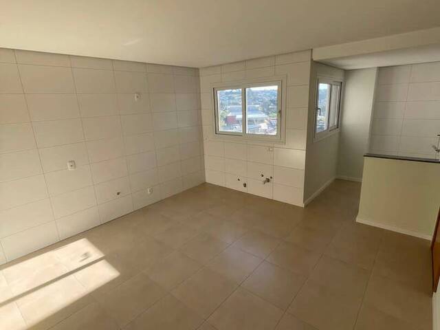 #547 - Apartamento para Locação em Caxias do Sul - RS