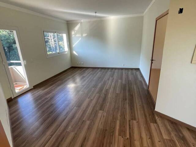 #547 - Apartamento para Locação em Caxias do Sul - RS