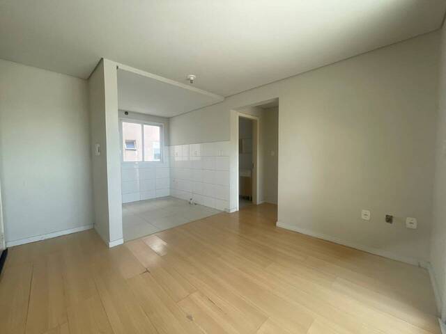 Apartamento para Venda em Caxias do Sul - 2