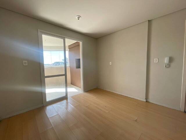 Apartamento para Venda em Caxias do Sul - 3