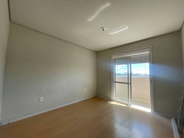 Apartamento para Venda em Caxias do Sul - 4