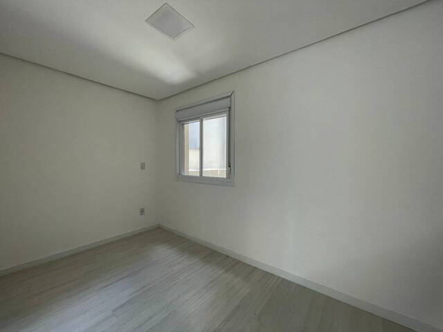 Apartamento para Venda em Caxias do Sul - 3