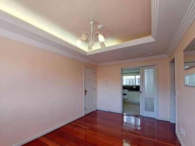 Apartamento para Venda em Caxias do Sul - 3