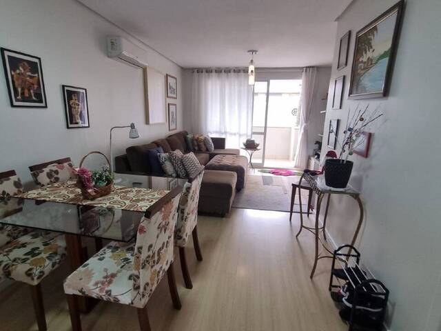 Apartamento para Venda em Caxias do Sul - 2