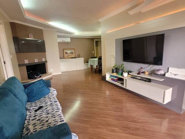 Apartamento para Venda em Caxias do Sul - 1