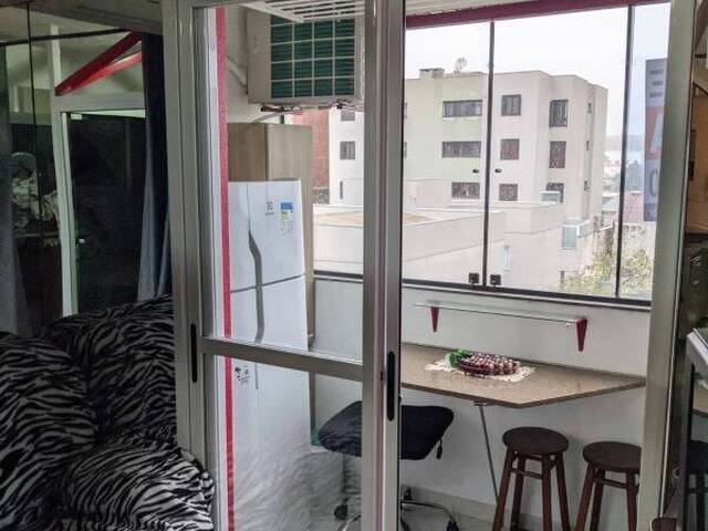 Kitnet para Venda em Caxias do Sul - 1