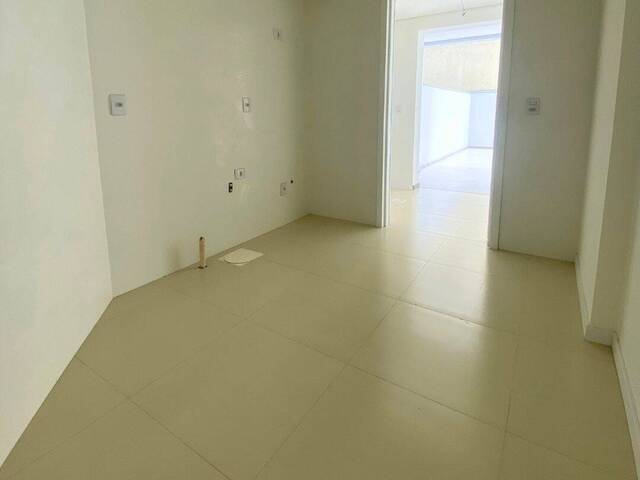 Apartamento para Venda em Caxias do Sul - 3