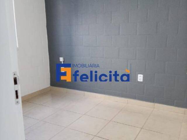 Apartamento para Venda em Caxias do Sul - 5