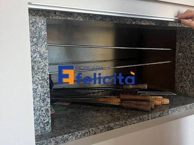 Apartamento para Venda em Caxias do Sul - 2