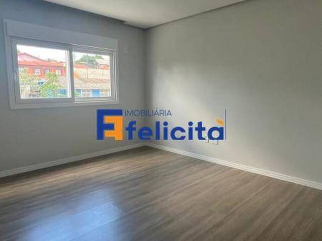 Apartamento para Venda em Caxias do Sul - 3