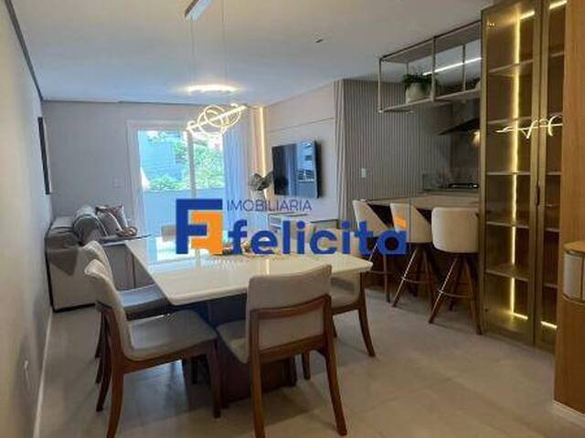 Apartamento para Venda em Caxias do Sul - 2