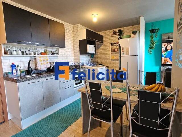 Apartamento para Venda em Caxias do Sul - 2