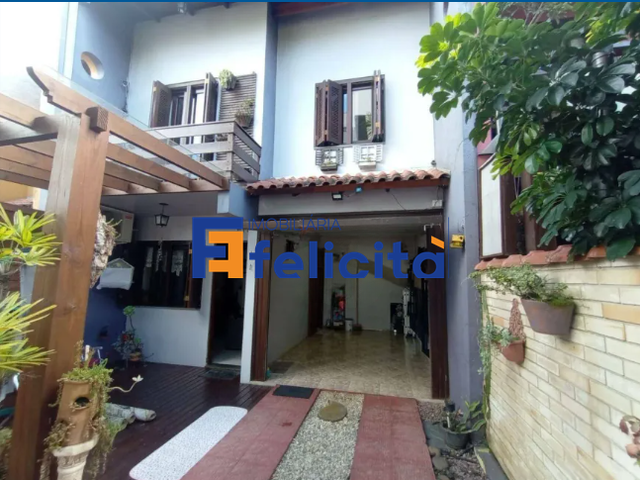 Sobrado para Venda em Caxias do Sul - 3