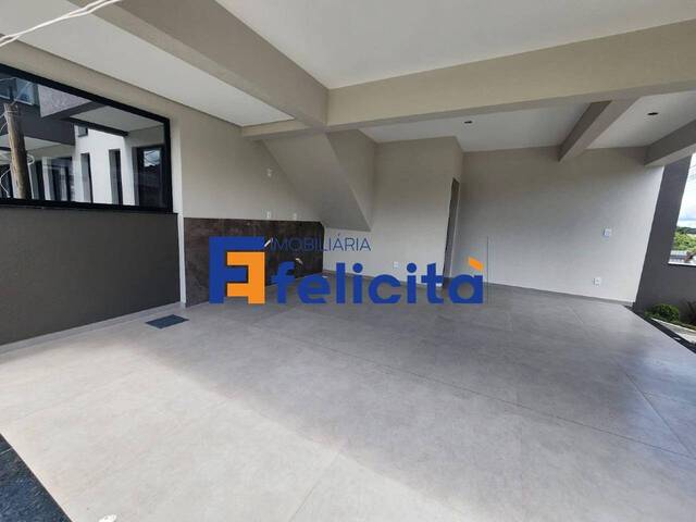 Sobrado para Venda em Caxias do Sul - 3