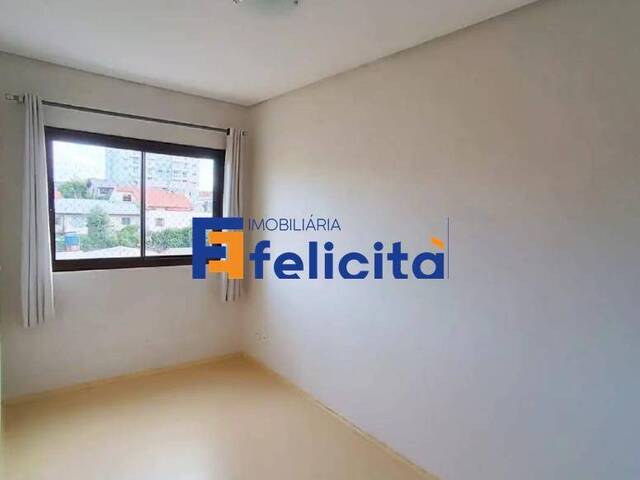 Apartamento para Venda em Caxias do Sul - 2