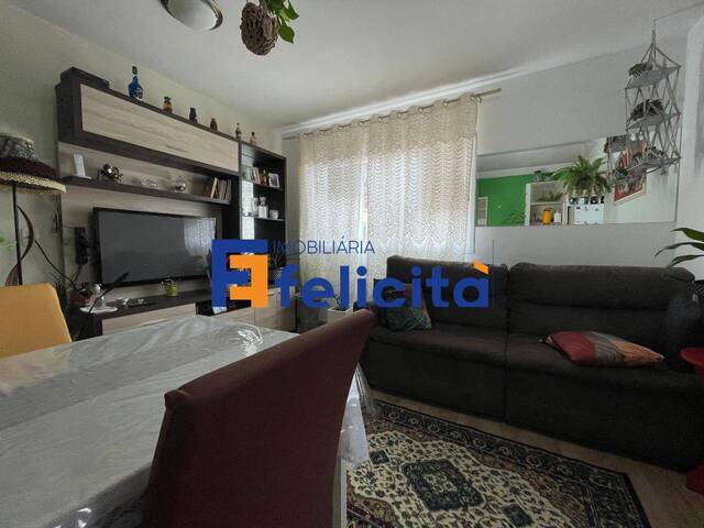 Apartamento para Venda em Caxias do Sul - 2