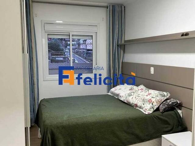 Apartamento para Venda em Caxias do Sul - 4