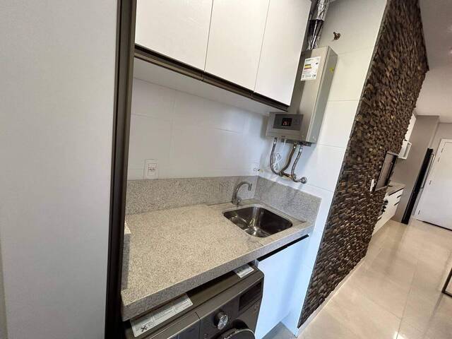 Apartamento para Venda em Caxias do Sul - 1