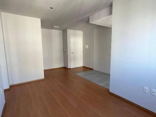 Apartamento para Venda em Caxias do Sul - 5