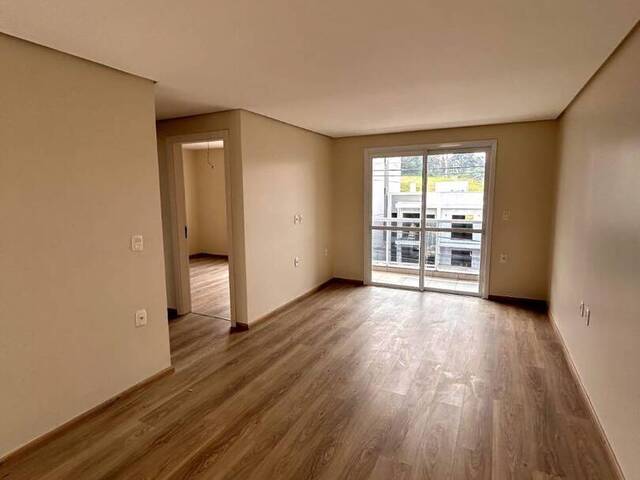 Apartamento para Venda em Caxias do Sul - 3