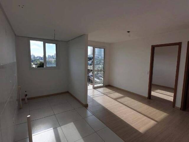 Apartamento para Venda em Caxias do Sul - 4