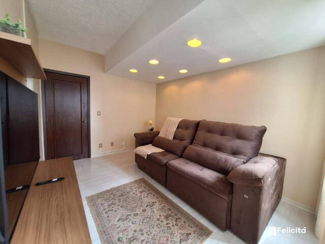 Apartamento para Venda em Caxias do Sul - 2