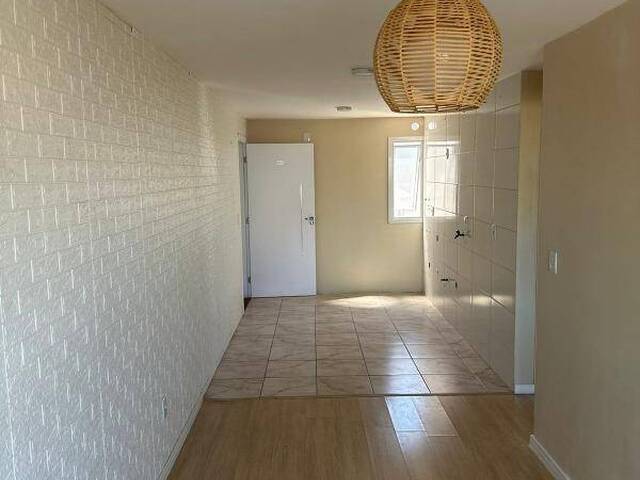 Apartamento para Venda em Caxias do Sul - 3