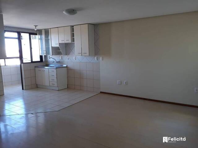 Apartamento para Venda em Caxias do Sul - 2