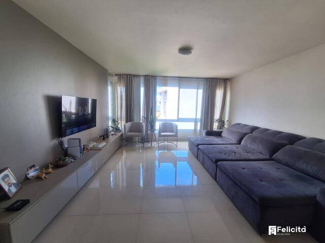 Apartamento para Venda em Caxias do Sul - 3